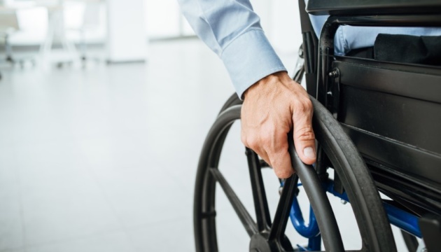 В Україні скорочується кількість працівників з інвалідністю