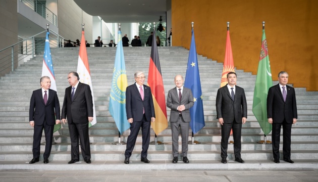Німеччина та Центральна Азія підтримують принцип недоторканності державних кордонів