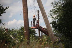 У селі Борщова на Харківщині відновили електропостачання