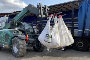 Херсонські аграрії отримали для посівної 10 тонн елітної пшениці