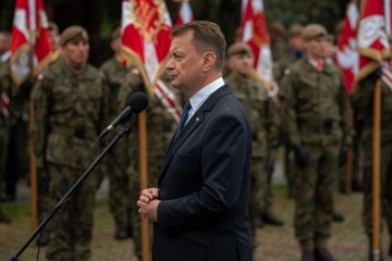 Міністр оборони Польщі закликав співгромадян долучатися до тероборони