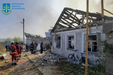 Guerre en Ukraine : Le nombre de blessés après une frappe russe sur Kherson grimpe à neuf 
