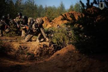 Fuerzas de defensa repelen los ataques rusos en cinco direcciones