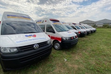 Ukraine receives 48 vehicles with humanitarian aid from Taiwan