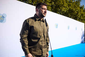 Zelensky in Granada: Clear signal needed that Russia stands no chance