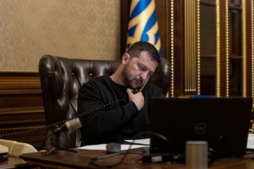 Selenskyj telefoniert mit Rumäniens Präsident Johannis