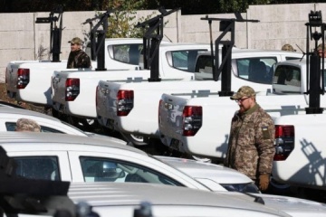 Ukrainian military receives 21 SUVs for protection of Kyiv region from Russian attacks