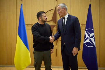 Zelensky trata con Stoltenberg el suministro de armas y la cooperación de Ucrania con la OTAN