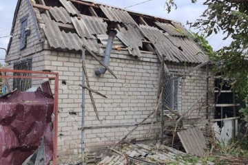 Nikopol district struck by Russian heavy artillery