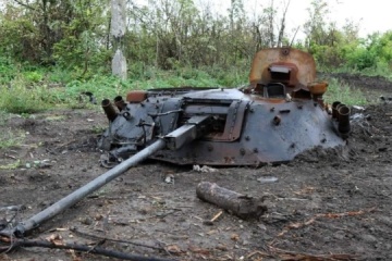 Ukrainian drones smash three Russian tanks