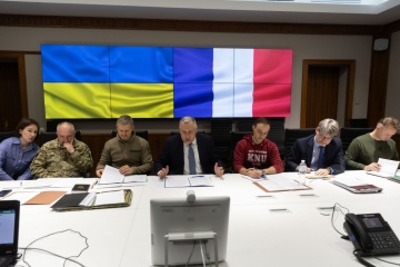 Ukraine starts negotiations on security guarantees with France 