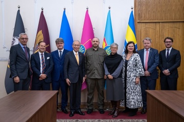 Le ministre de la Défense Oumerov a rencontré les ambassadeurs du G7