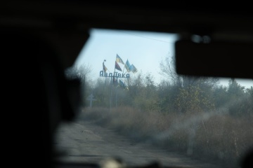 ロシア軍は戦力を再編し、アウジーウカ包囲の試みを続けている＝ウクライナ防衛戦力