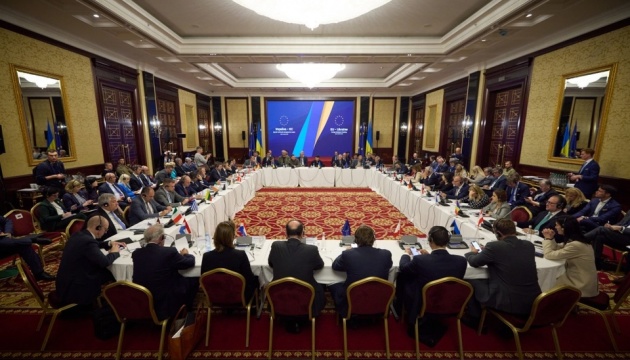 Санкції проти Росії: Україна закликає ЄС розпочати предметну роботу над 12-м пакетом
