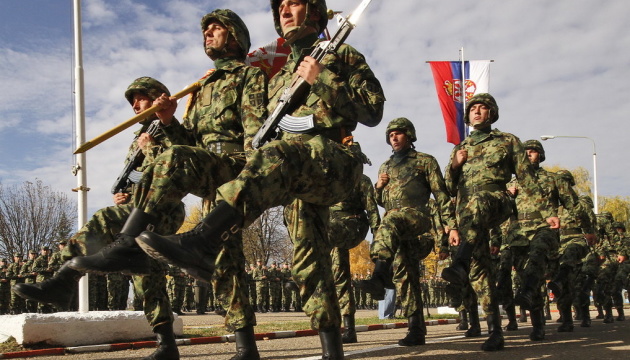 Сербія скорочує кількість військ біля кордонів з Косовом