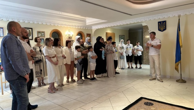 Українська громада завітала до Посольства в Кувейті