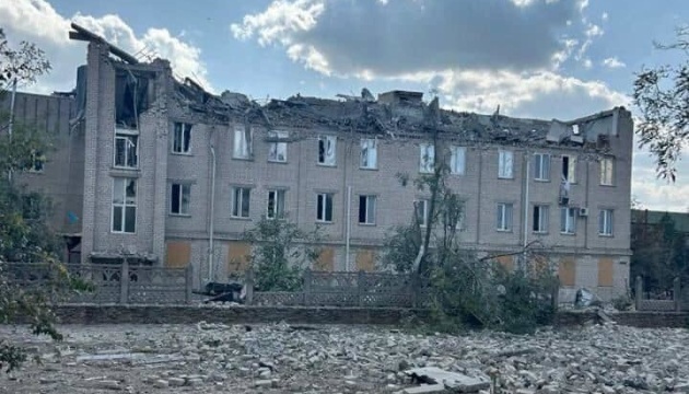 Direct hit to hospital in Beryslav, Kherson region, with injured