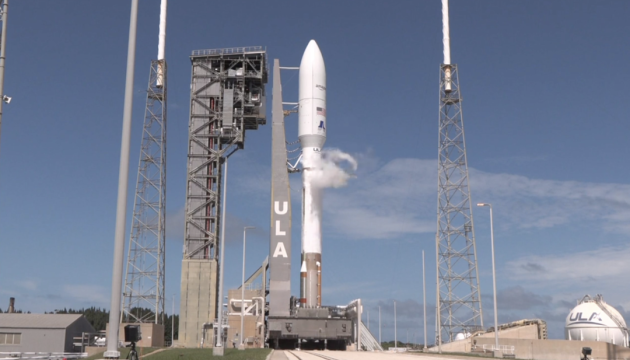 Ракета Atlas V запустила на орбіту два супутники-конкуренти Starlink