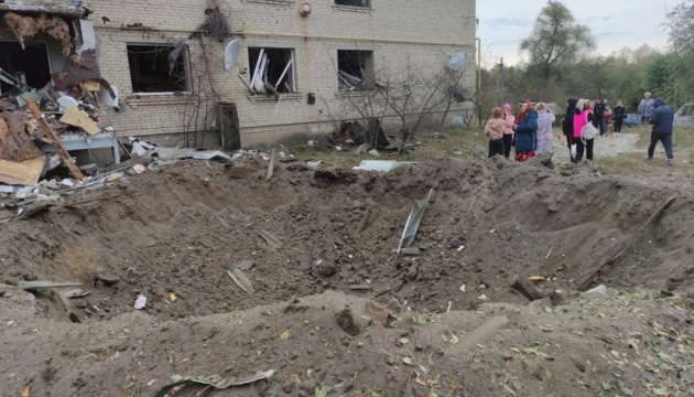 Росіяни завдали ракетного удару по селу Пересічне на Харківщині