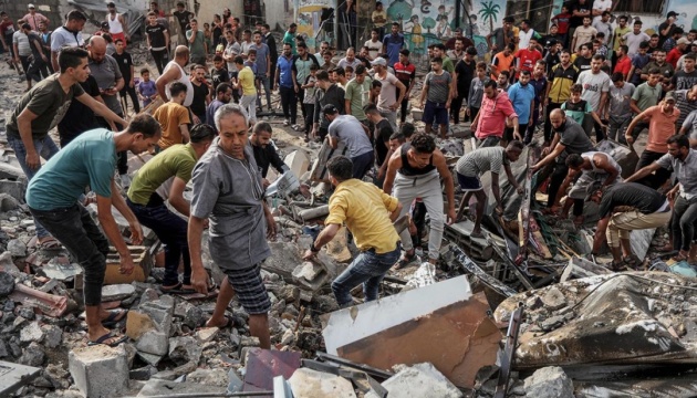 У секторі Гази заявили про 830 загиблих палестинців
