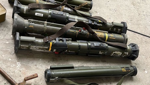 Майже 700 гранатометів і 1000 автоматів: поліція розповіла про вилучену з початку року зброю