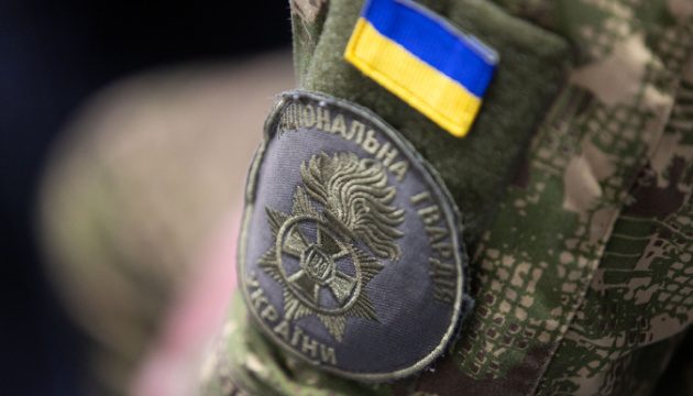 In south, National Guardsmen disable Russian radio communication tower