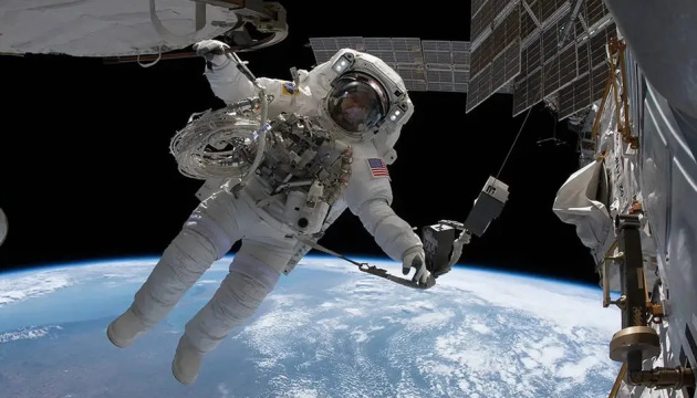 NASA скасувала вихід астронавтів у відкритий космос через витік із російського модуля на МКС