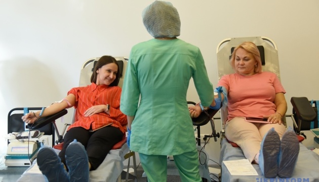 В Укрінформі знову провели День донора - зібрали майже 15 літрів крові