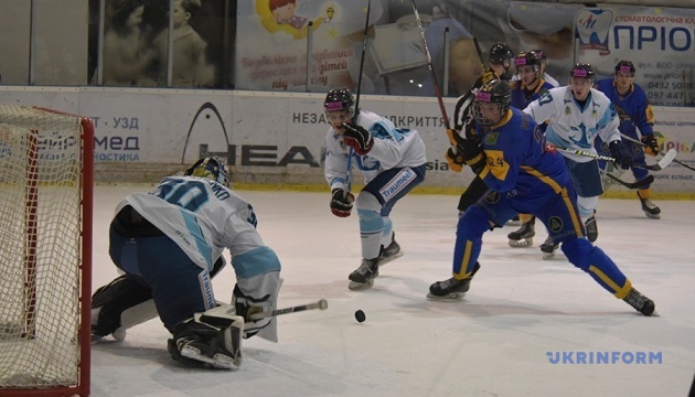 «Київ Кепіталз» та «Дніпро» розгромили суперників у 6-му турі хокейного чемпіонату України