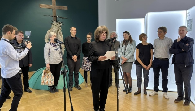 На виставці у Варшаві представили скульптуру Христа з каплиці Боїмів у Львові