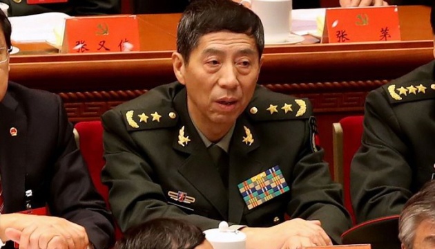 У Китаї звільнили міністра оборони, який майже два місяці не з'являвся на публіці