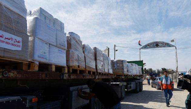 До сектору Гази сьогодні прибудуть ще 20 вантажівок з гуманітарною допомогою
