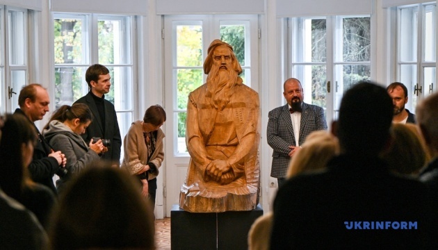 У львівському музеї Івана Франка відкрили виставку «Врятовані»