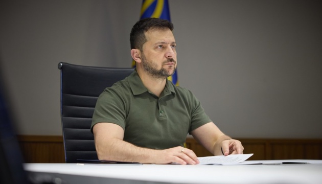 В Україні продовжили воєнний стан і загальну мобілізацію - Зеленський підписав закони