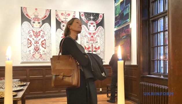 У Стокгольмі відкрилася виставка шведських та українських митців