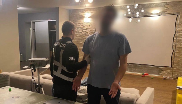 У Києві затримали іспанця, який торгував кокаїном