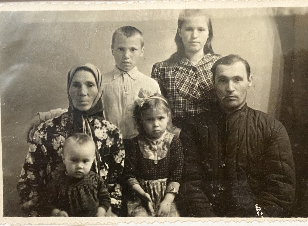 Шиш Моісей Пилипович голодомор пережив, але його з сином розстріляли у 1937 році на Сахаліні