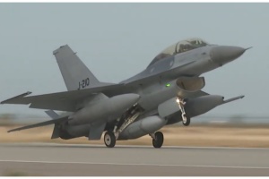 Зеленський про очікування першої партії F-16: Цього року наші Повітряні сили стануть сильніші