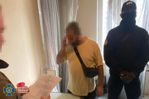СБУ оголосила підозру київському блогеру, який влаштовував провокації проти військових