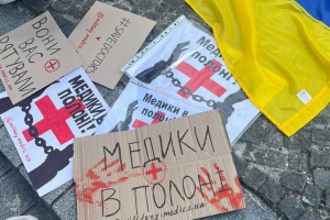 Іноземних послів й організації закликають допомогти звільнити українських медиків з полону РФ