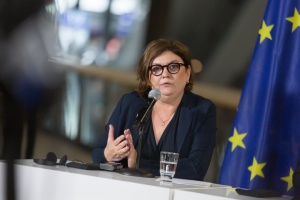 Ситуація на кордоні України неприйнятна: єврокомісарка попередила Польщу про «наслідки»