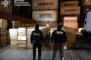 У порту Рені виявили 400 тисяч пачок контрабандних сигарет