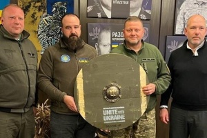 Президент СКУ обговорив з Валерієм Залужним стратегічні напрямки співпраці з ЗСУ
