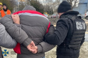 СБУ заблокувала нові схеми з ухилянтами, серед затриманих - посадовець ДСНС