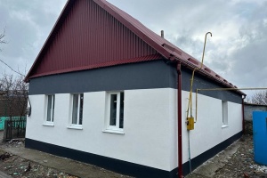 Тернопільські будівельники у рамках програми «Пліч-о-пліч» відновлюють житло на Херсонщині