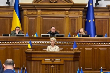 フォンデアライエン欧州委員会委員長、ウクライナ国会で演説　「あなた方は欧州のために戦っている」