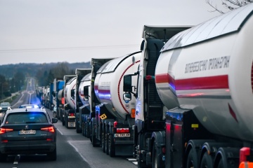 Die Polen lassen Treibstoffwagen und Hilfsgüter nicht in Ukraine zu
