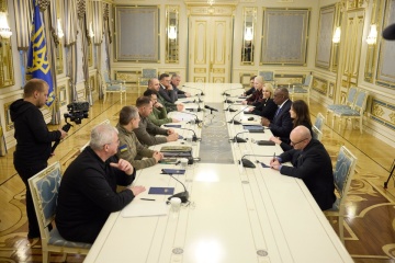 En visite en Ukraine, le chef du Pentagone réaffirme le soutien de son pays à Kyiv