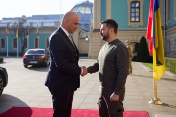 スイス大統領、キーウを訪問　ゼレンシキー宇大統領と地雷除去や和平案につき協議