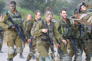 Fałszywe wideo - żołnierze Sił Zbrojnych są werbowani do Izraelskich Sił Obronnych (IDF)

